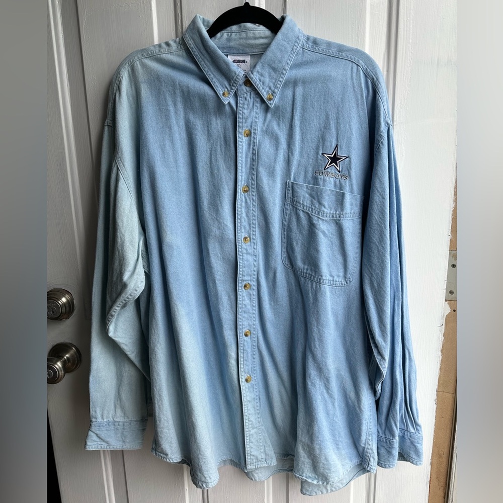 Vintage NFL Dallas Cowboys Light Blue Denim Button Down Shirt
